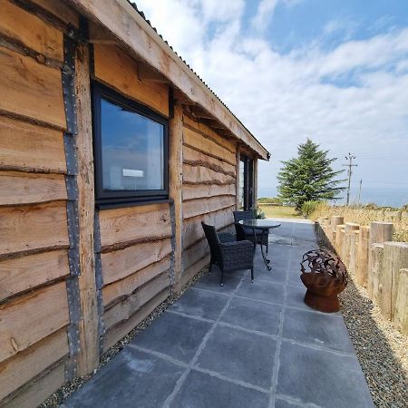 Byre Cottages & Log Cabin Кардіган Екстер'єр фото